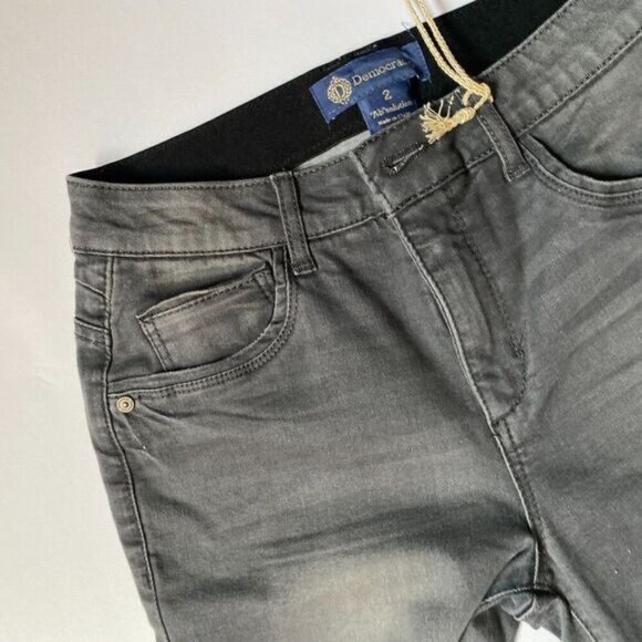Democracy Women’s Cropped Barely Bootcut Jeans High Rise Size 2 Faded Black - Picture 3 of 16